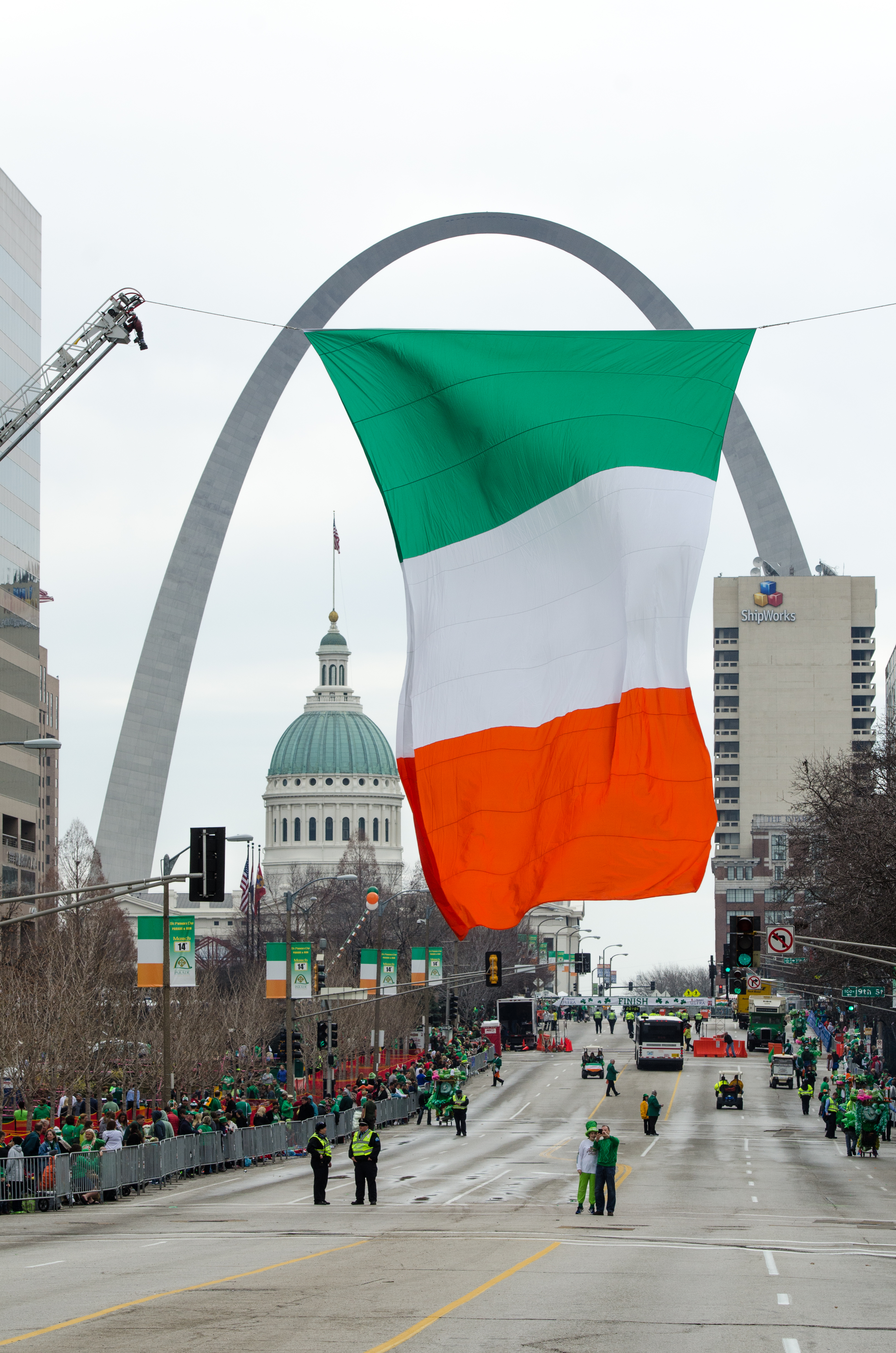 St. Louis - STL - City Flag -Fluer de lis- Saint Louis Downtown